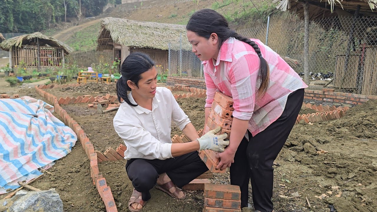 fisherman tried to expand and improve the vegetable garden for his beloved single mother.-ly tu tuc 