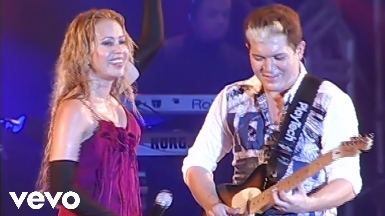 Banda Calypso - Dois Cora&ccedil;&otilde;es (DVD Na Amaz&ocirc;nia - Ao Vivo / 2004)