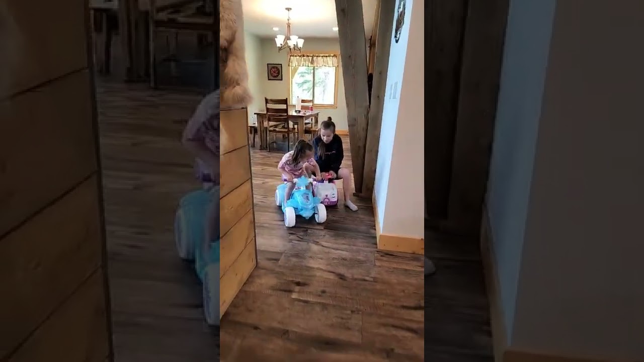 CUTE GIRLS SCOOTER CHALLENGE #shorts #scooter