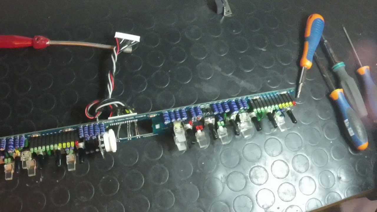 BEHRINGER ULTRAGAIN MIC2200 - TUBE REPLACEMENT PROCEDURE