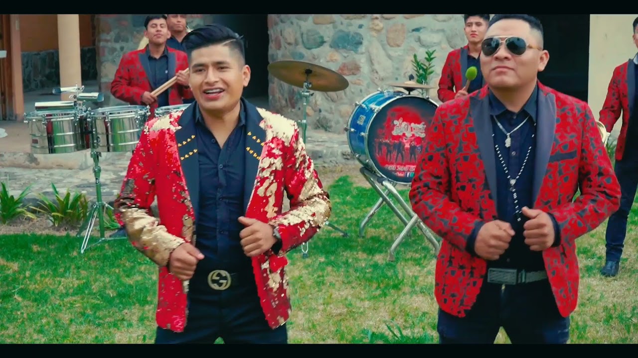 BANDA SANTA CRUZ FT HECTOR Y SUS TECLADOS- POPURRI DE CHILENAS (VIDEOCLIP)