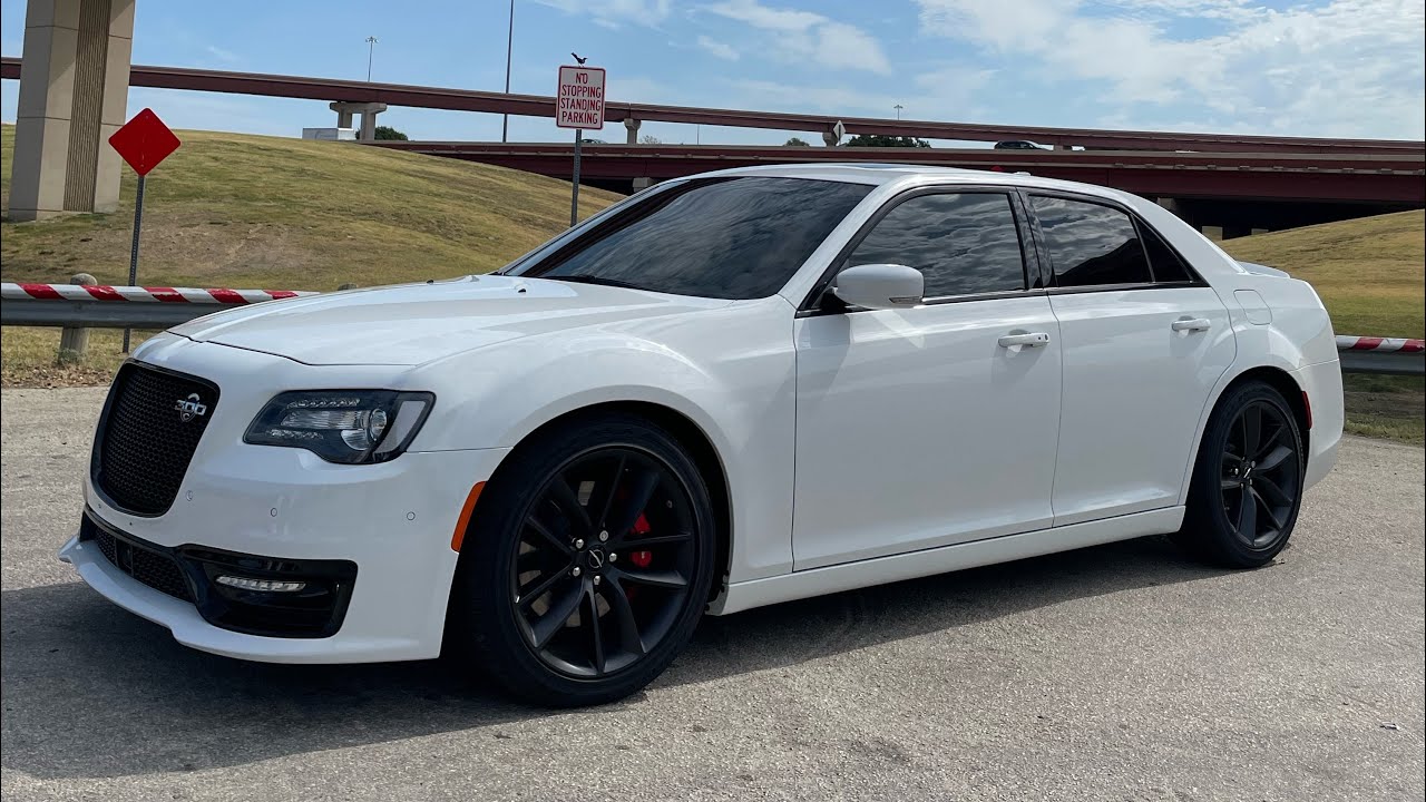2023 CHRYSLER 300C GETS NANO CERAMIC TINT ALL AROUND!