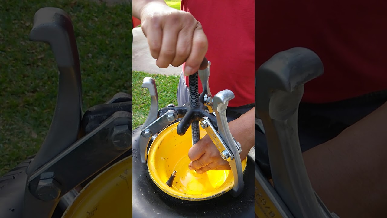 Stuck/Rusted Lawn Tractor tire removal the correct way.
