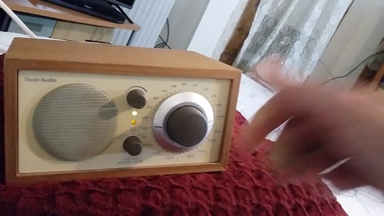 Tivoli radio model one demo & review.