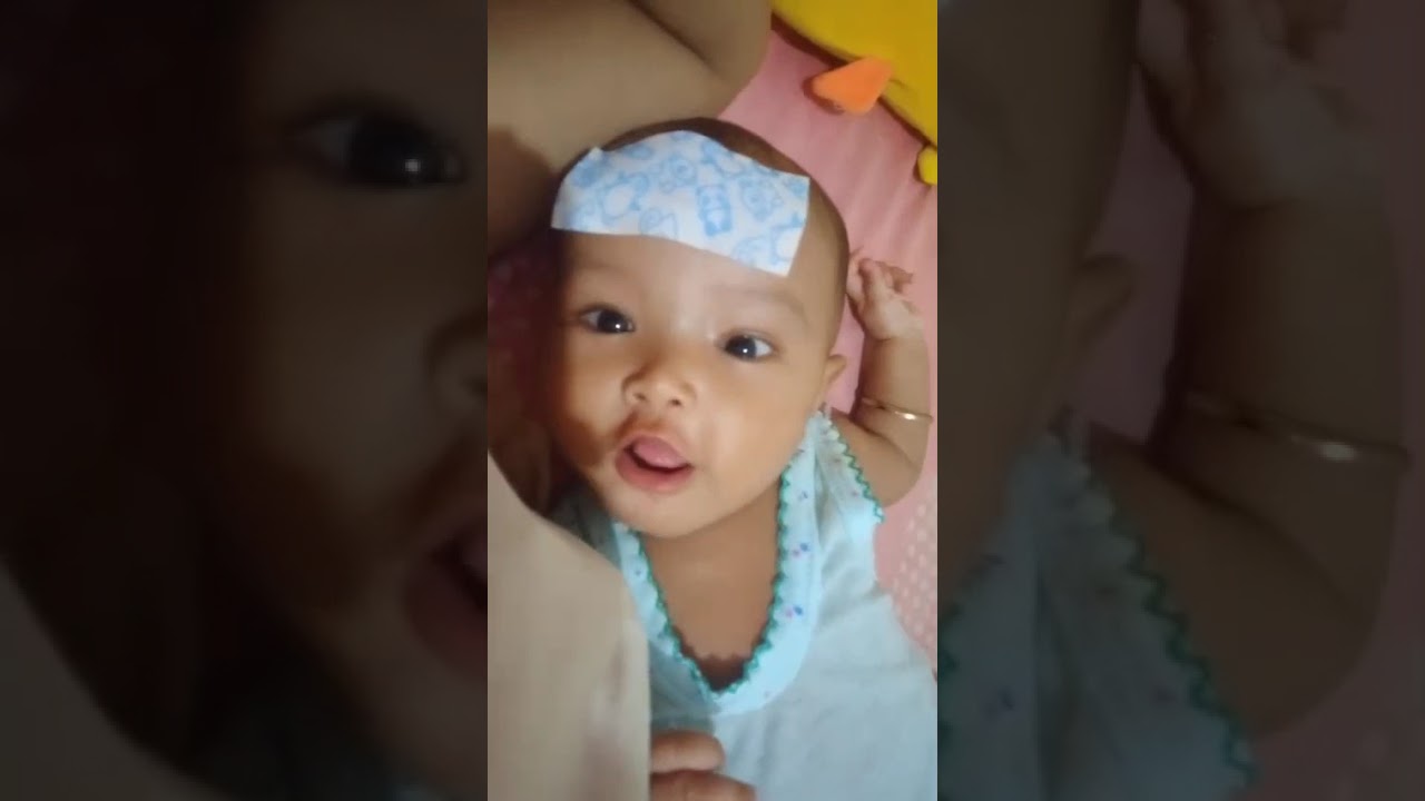 BabyBoy habis disuntik imunisasi malamnya susah tidur