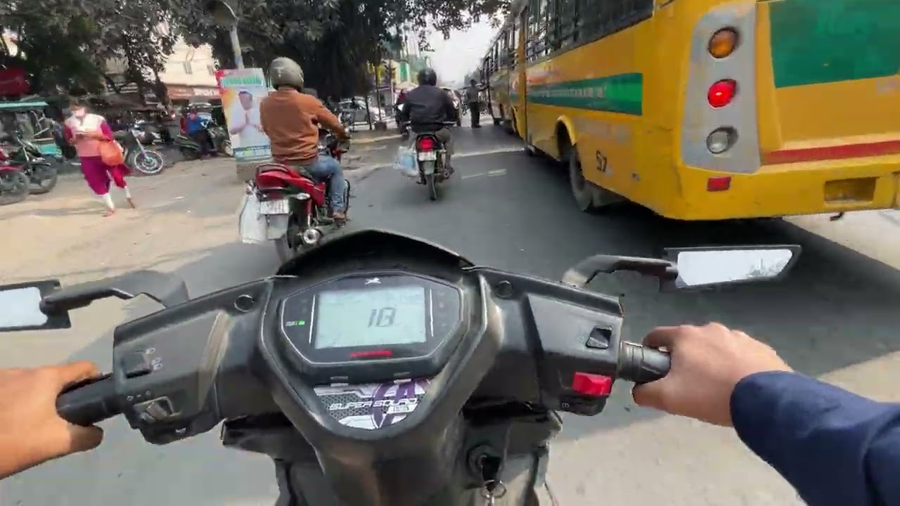 Part -2 Of Siliguri Busy Traffic Ride | Close Calls | Hyper Riding | Traffic Filtration |
