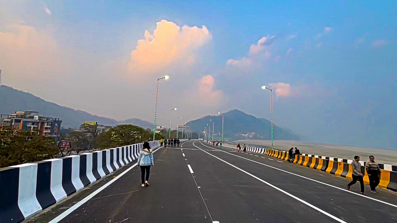 Guwahati's Marine Drive-like feel on the elevated corridor of Guwahati-North Guwahati bridge