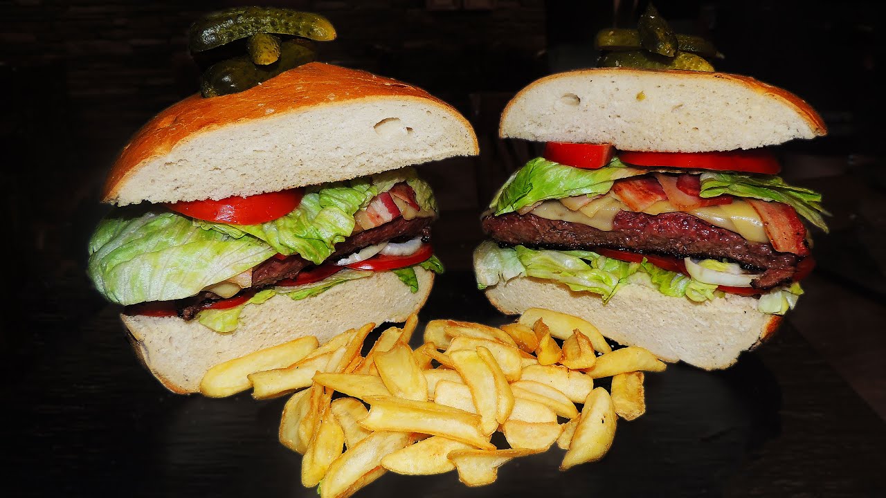 Spanish American Dream Burger Challenge w/ @MagicMitch in Madrid, Spain!!