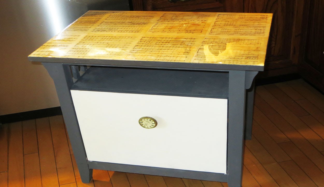 How to Decoupage Vintage Book Pages on Furniture
