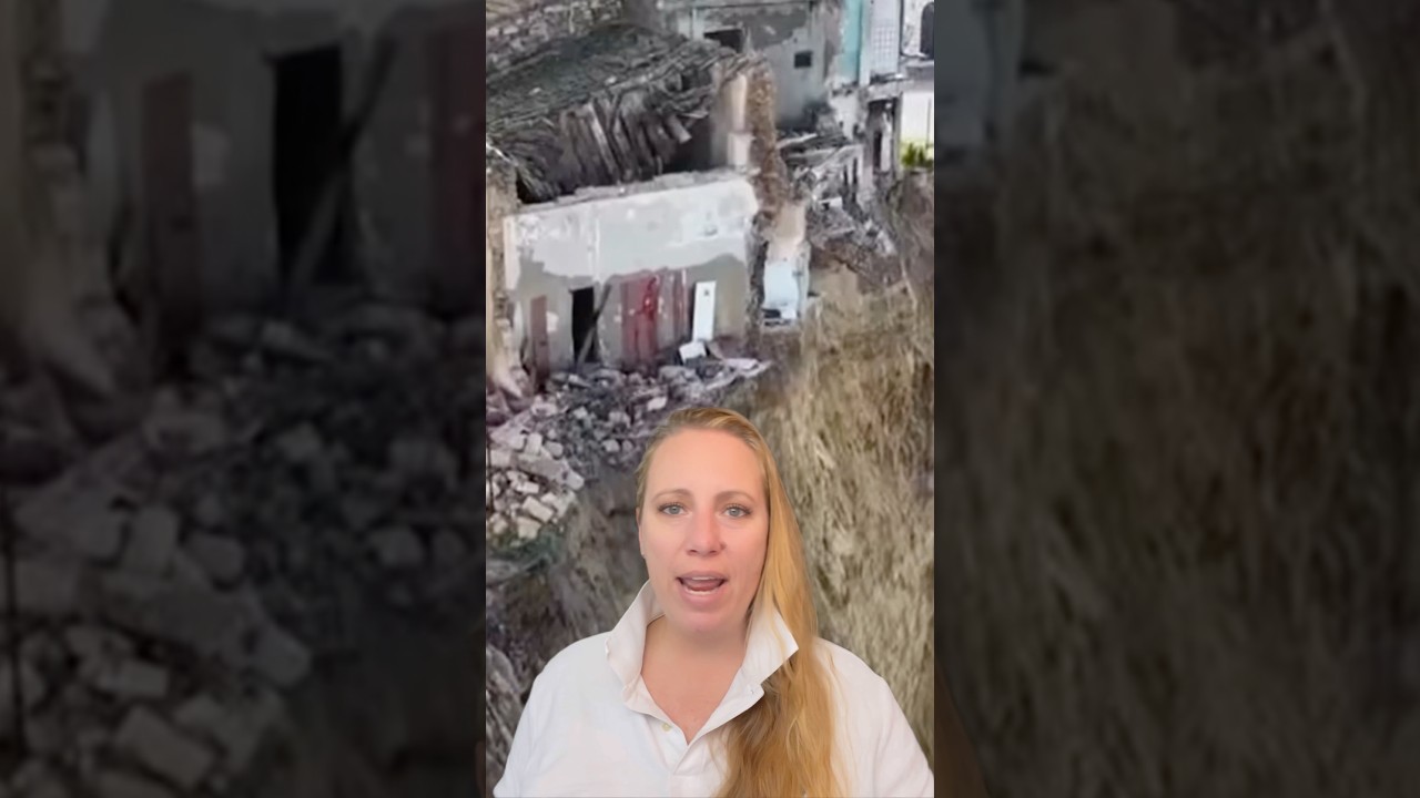 Homes are FALLING off the Cliff in Niscemi Sicily ! Now a 3 story Home JUST FELL ! #Landslide #Italy