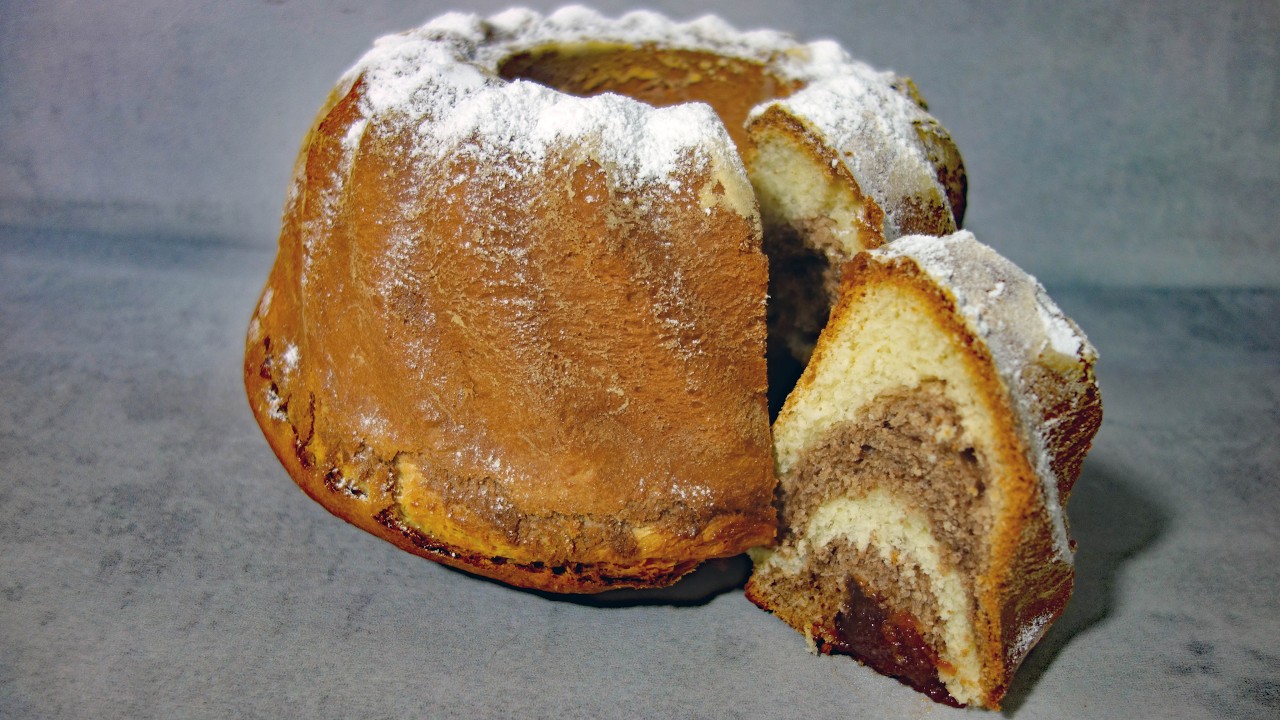 Babcina Babka Drożdżowa na Wielkanoc 🐣 Tradycyjny Przepis