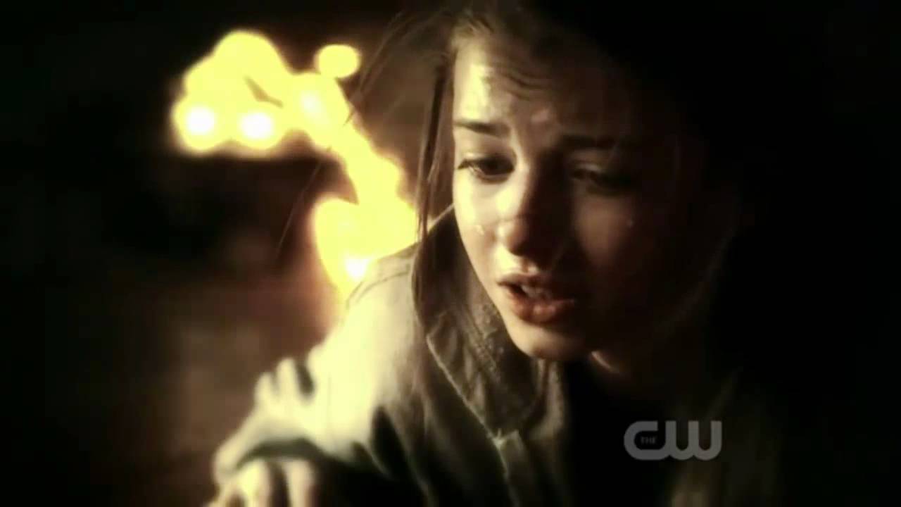 Nikita 1x22 - Alex & Nikita - 