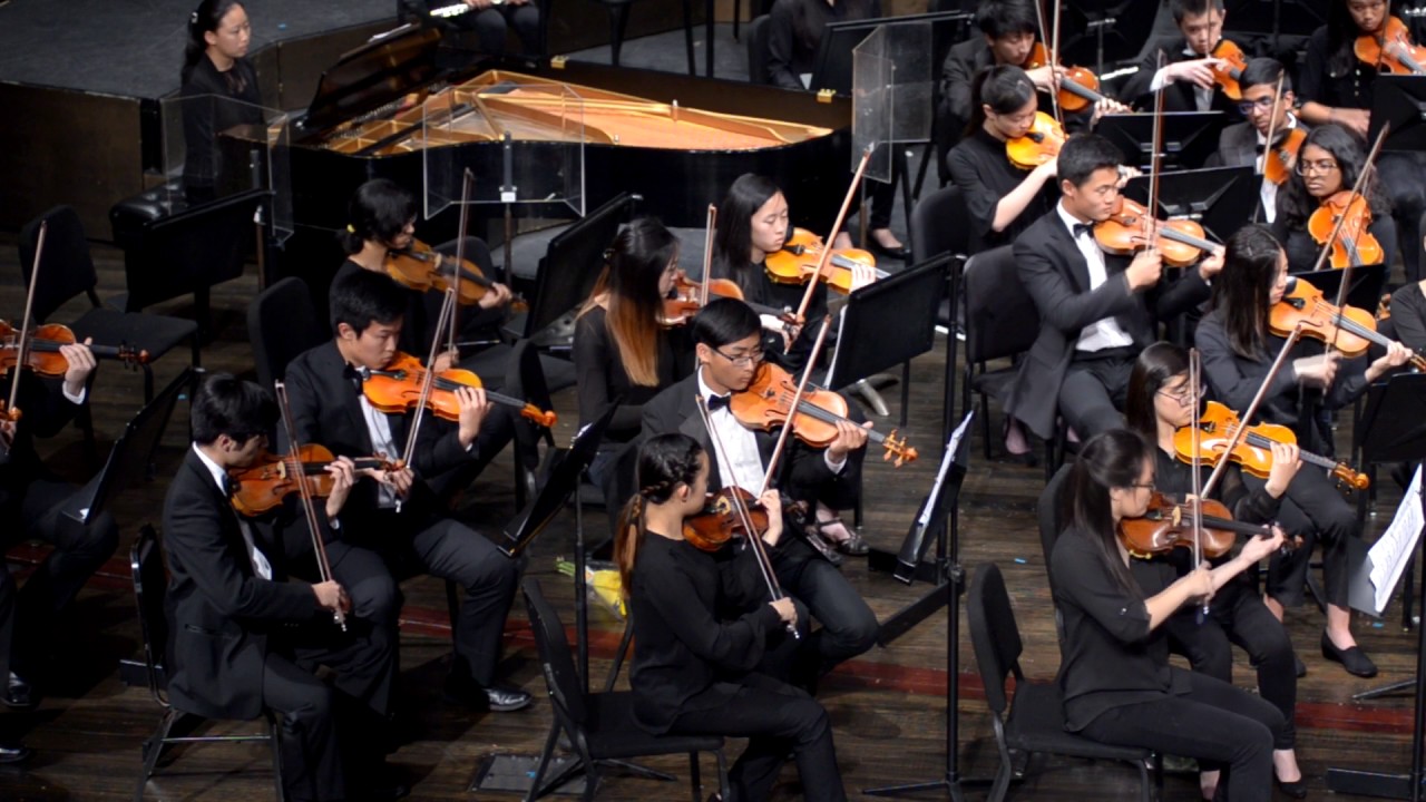 Aaron Copland – Four Dance Episodes “from Rodeo”  4. Hoe-Down