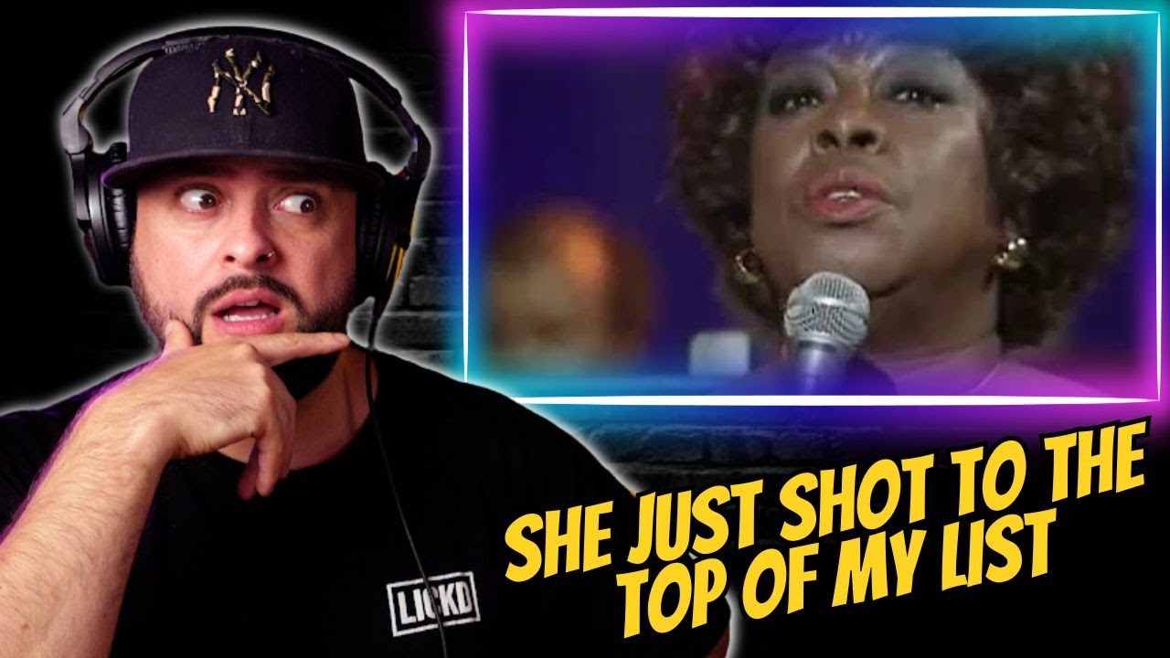 Vocalist Reaction To Sarah Vaughan | Send In The Clowns (Live in 1981)