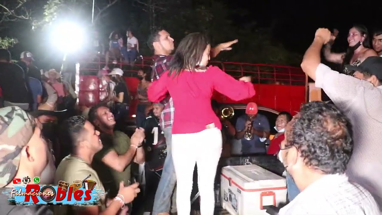 LLANO LARGO DE LAS PALMAS, DESE LA BARRERA, FIESTA DE EL POPULAR CHIVO