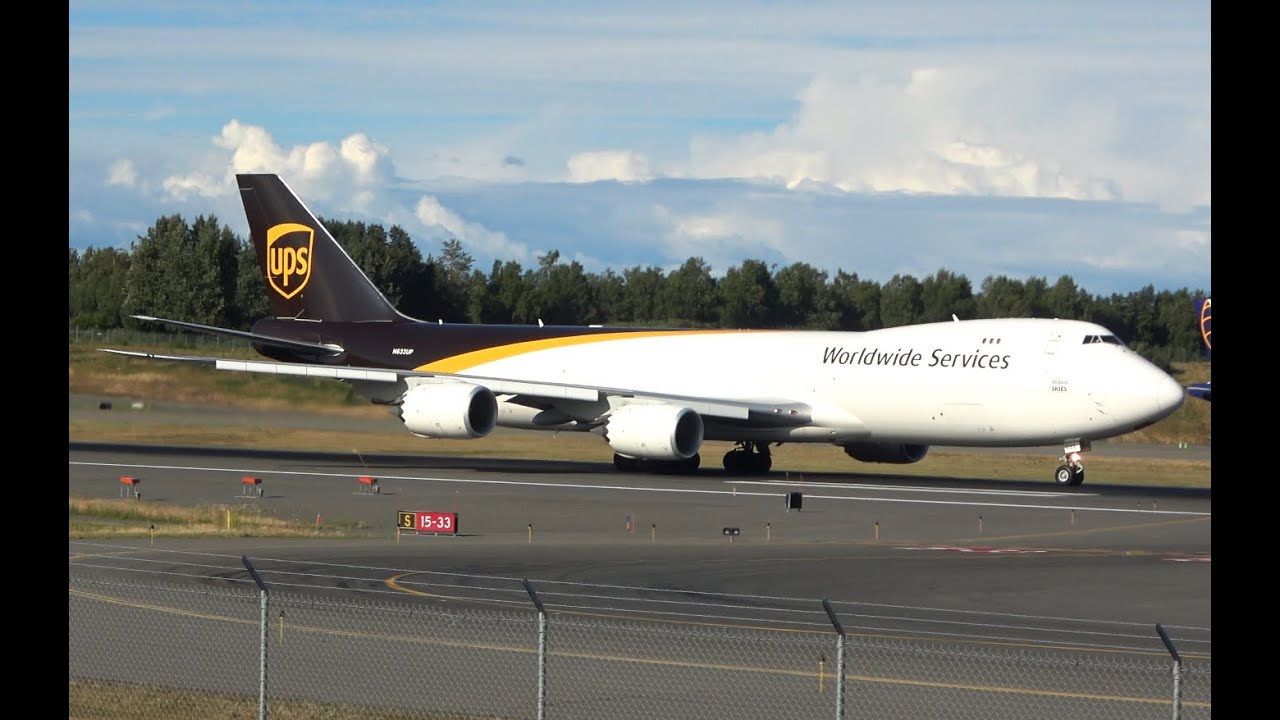 UPS 747-8 take off, ANC