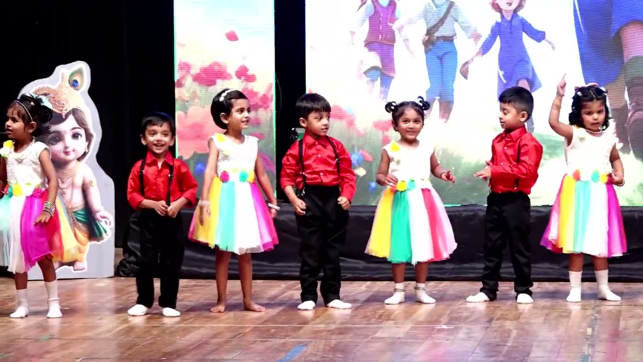Ghode jaysi Chal Hathi jaysi Dum- by nursery kids