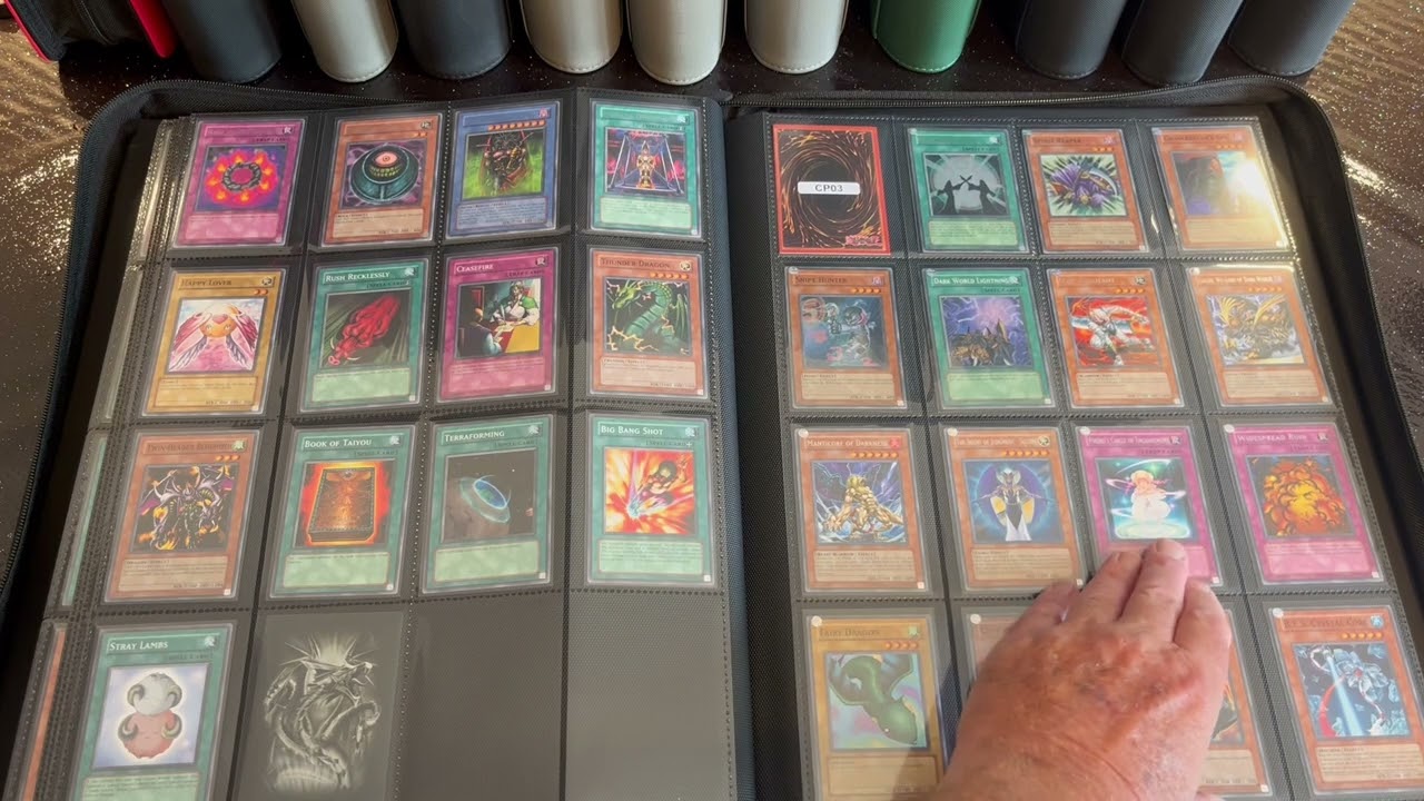 10,000 Yu-Gi-Oh Card Raw Collection