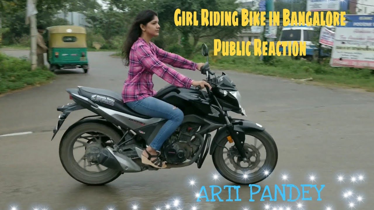 GIRL RIDING BIKE IN BANGALORE - Public Reaction