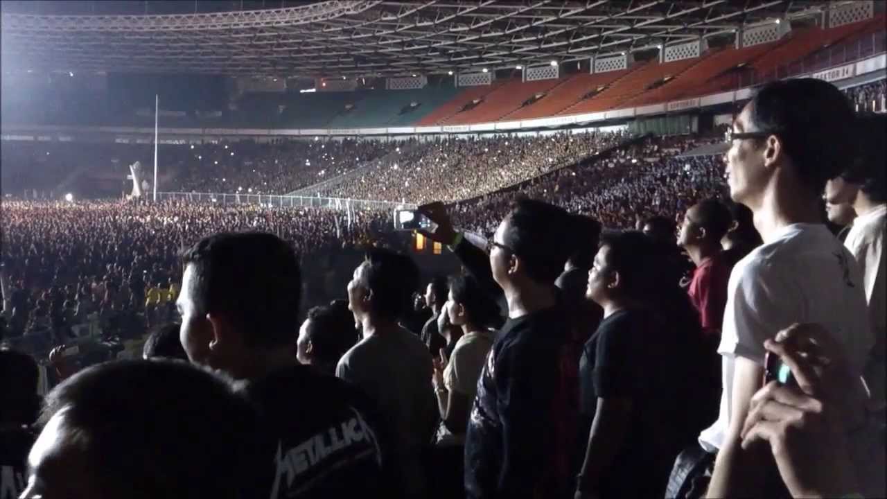 METALLICA Live in Jakarta - 25 Agustus 2013 ( Nothing Else Matters , Enter Sandman ) HD