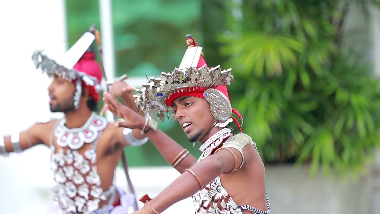 UDESHI + RAVINDU WEDDING 01