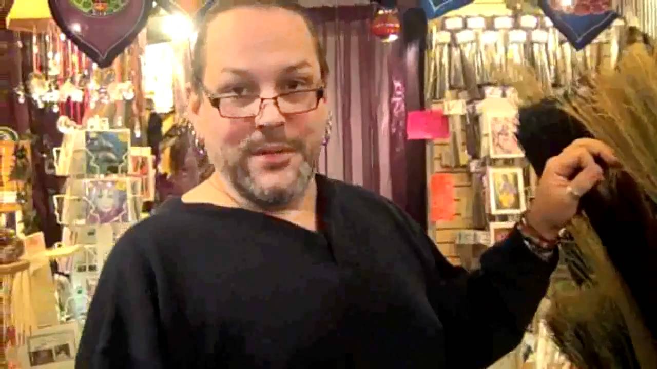 New Hope Shopping: What to get for the Witch Who Has Everything