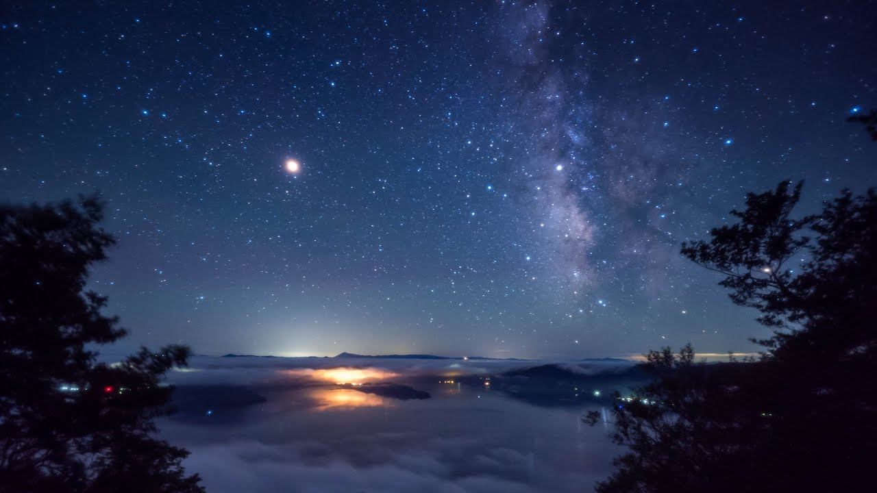 Time Lapse 4K  #22 星空と雲海の世界へ（八甲田山麓・十和田湖）