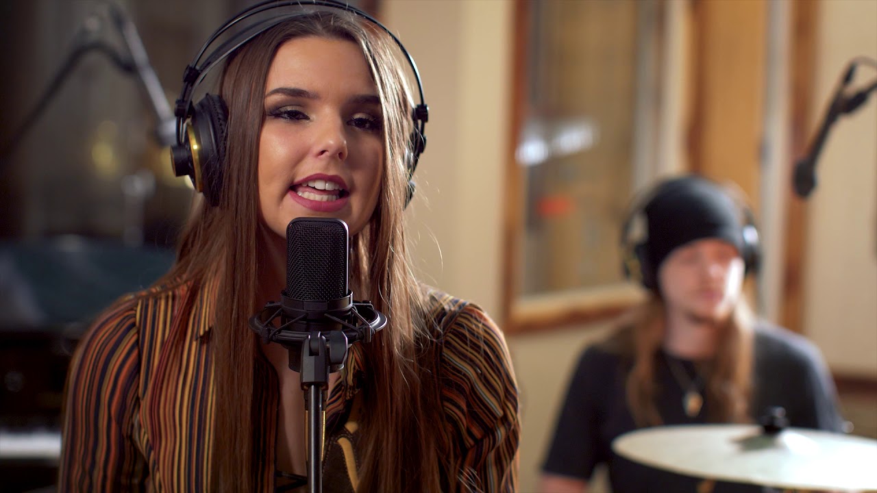 Ally Venable - One Sided Misunderstanding (Studio Video)