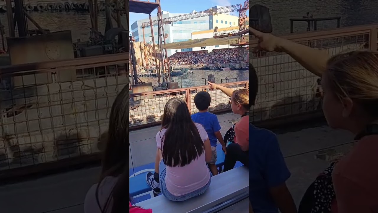 The show of water world