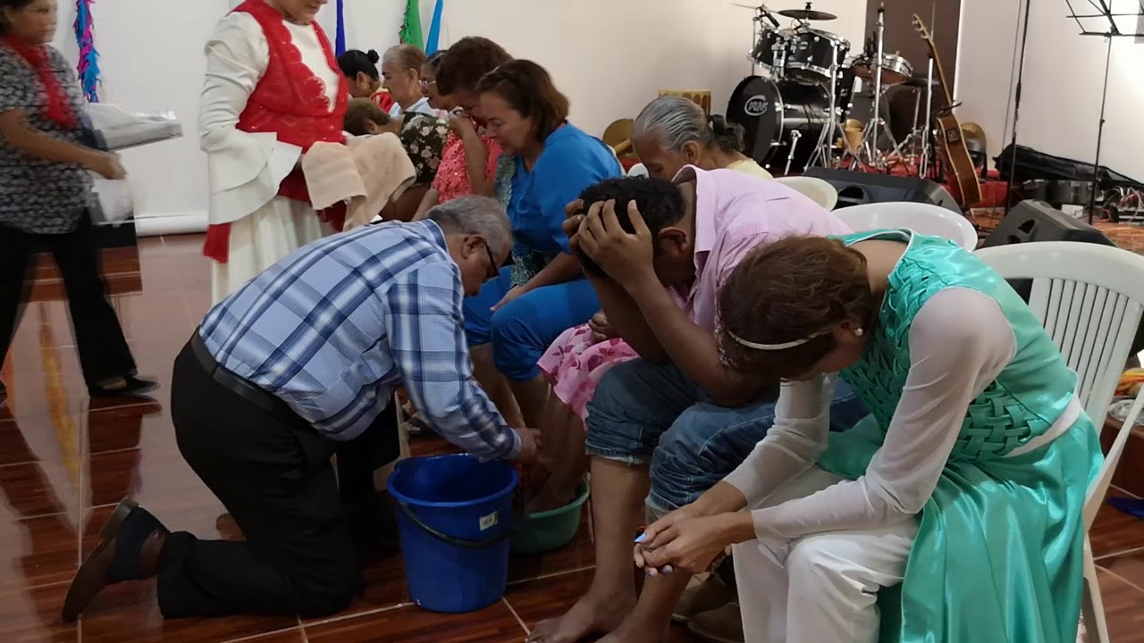 Lavamiento de pies - Acto profético
