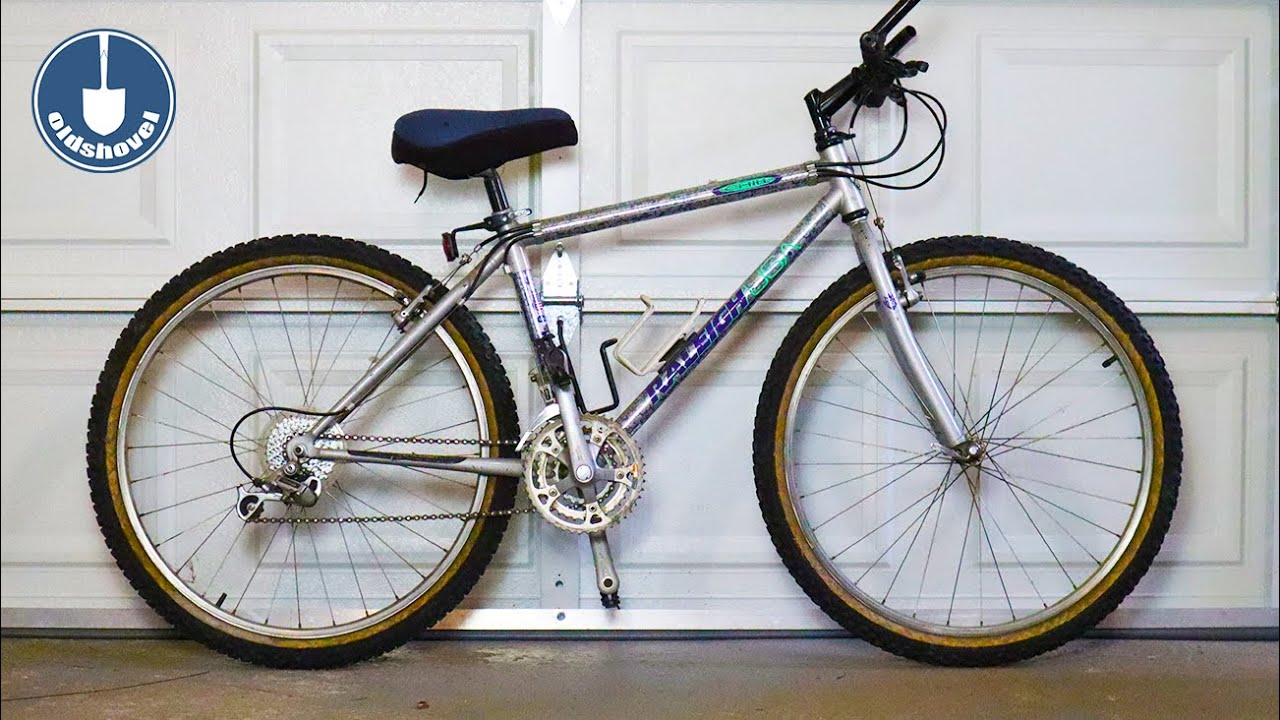 Fluorescent Bike Restoration - 91 Raleigh Chill Vintage Update