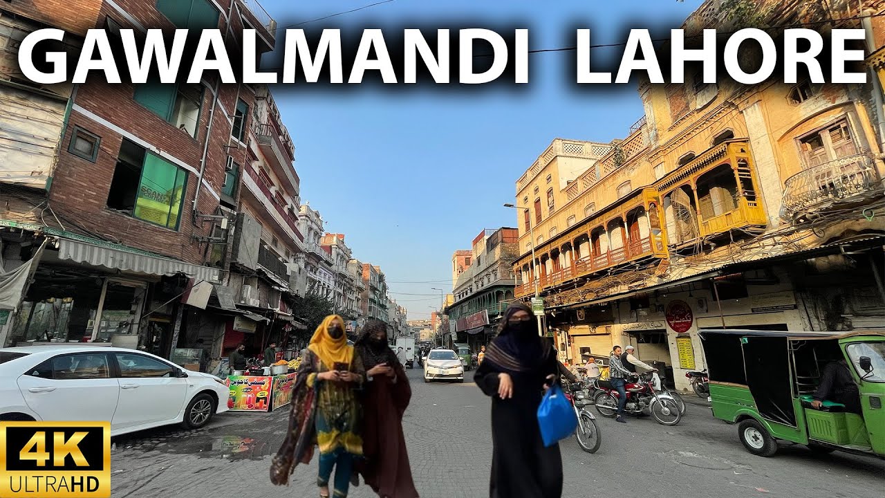 🇵🇰 Gawalmandi Lahore | Walking Tours | 4k 60fps | Food and Culture
