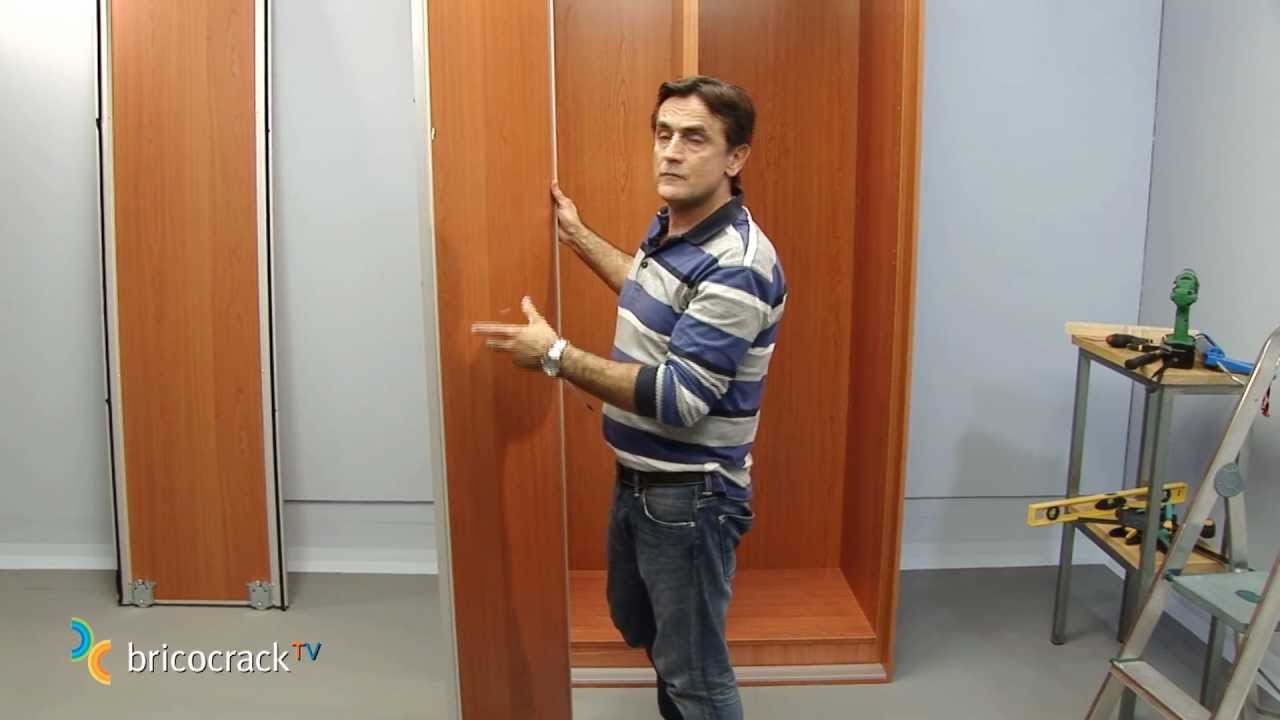 Instalar un armario en kit: puertas correderas (Bricocrack)