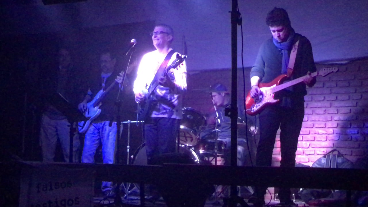 FALSOS TESTIGOS 