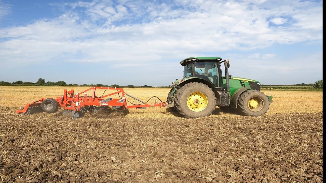 Я также работал с новой машиной от Unia +JohnDeere 7230R.