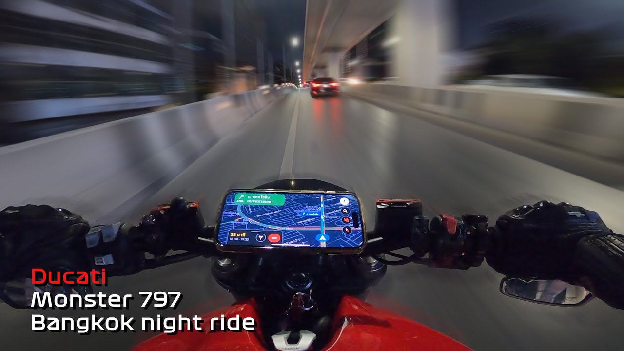 POV Ducati Monster 797 Pure sound / Bangkok Night Ride 1 / ขี่รับลมในกรุงเทพตอนกลางคืน