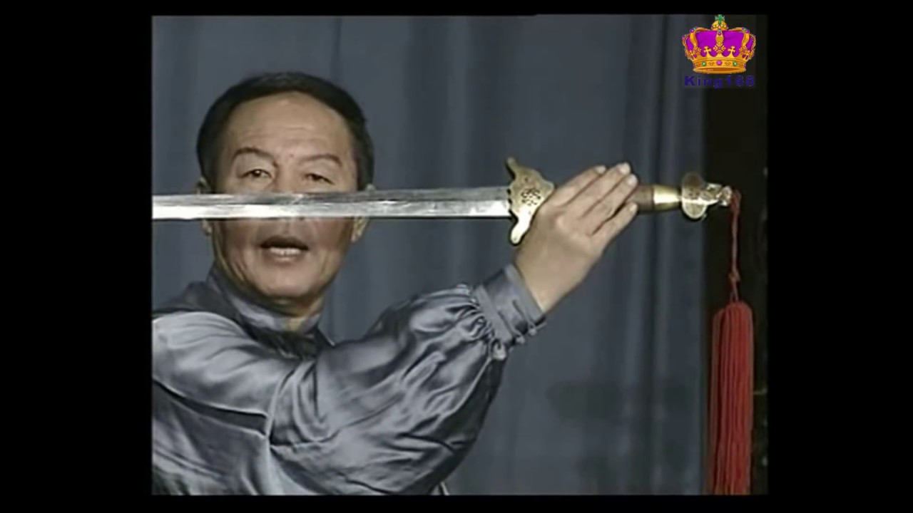 李德印~42式太極劍教學(上) Yang style 42 form Tai Chi Sword tutorial