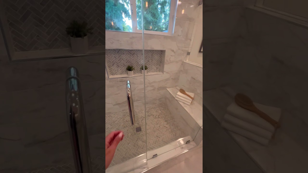 Beautiful Carrara Marble Bathroom #interiordesign #tiles #bathroomtile #luxury #marble #italy