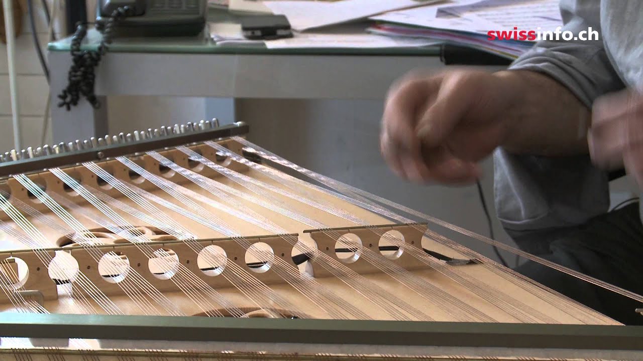 Dulc&eacute;mele electr&oacute;nico, entre tradici&oacute;n y tecno