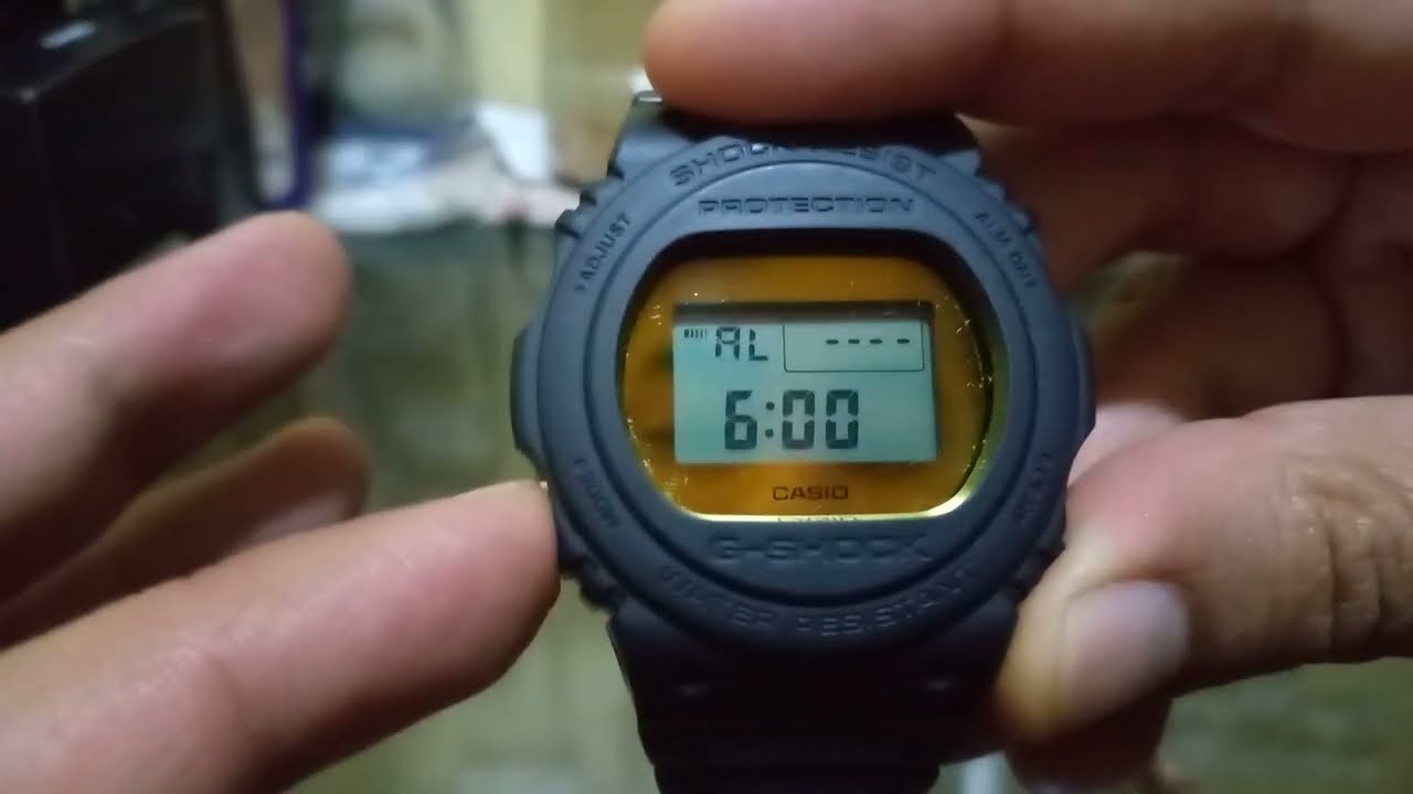 Cómo configurar la alarma, activarla o desactivarla en el reloj Casio G-Shock DW-5700BBMB En Español