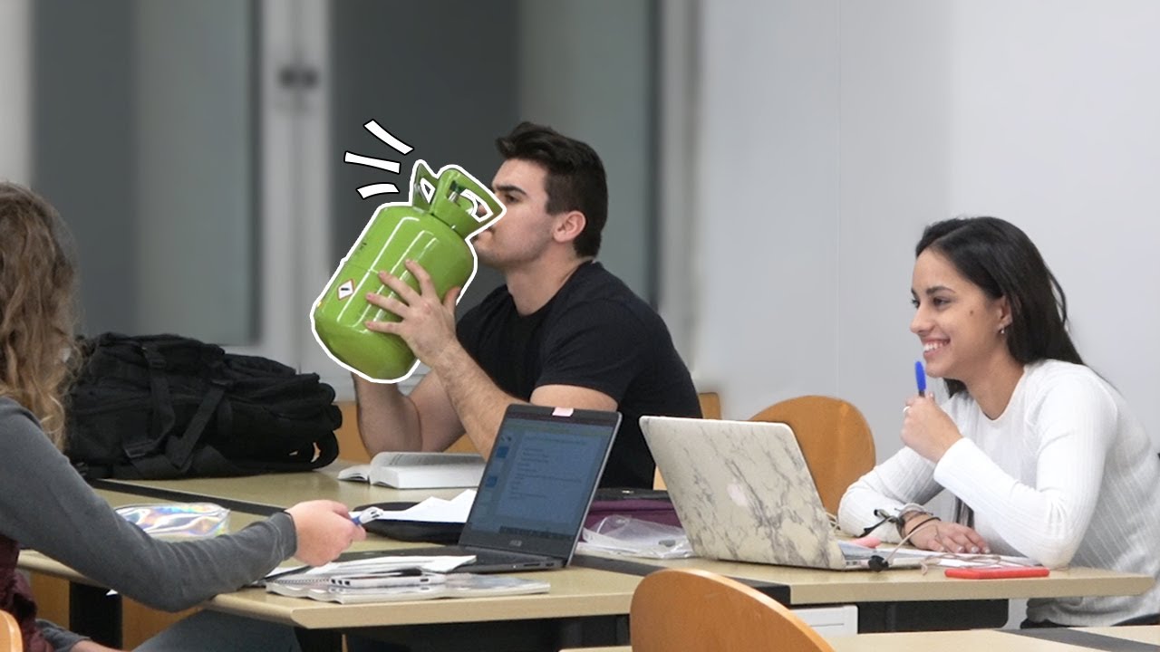 HABLANDO CON HELIO en la BIBLIOTECA 😲 [Cámara Oculta]