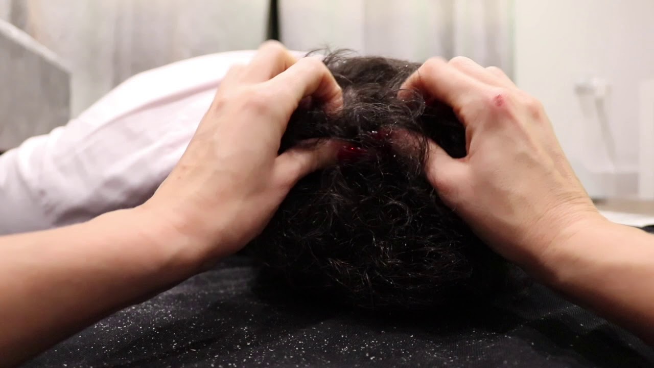 SCRAPING MY BOYFRIEND’S SCALP WITH NAILS / DANDRUFF SCRAPING WITH NAILS, BRUSH & A COMB! ASMR!