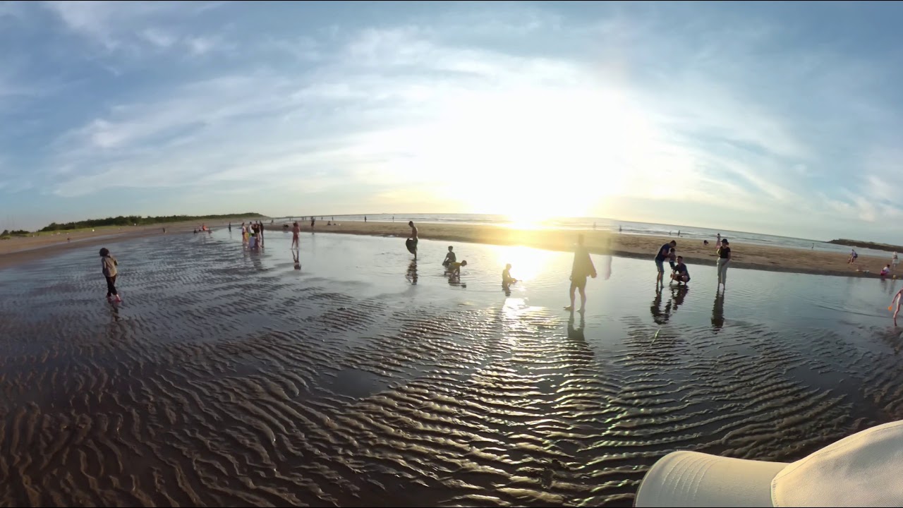 Skimboarding Shalun Beach 沙板 沙崙 海灘