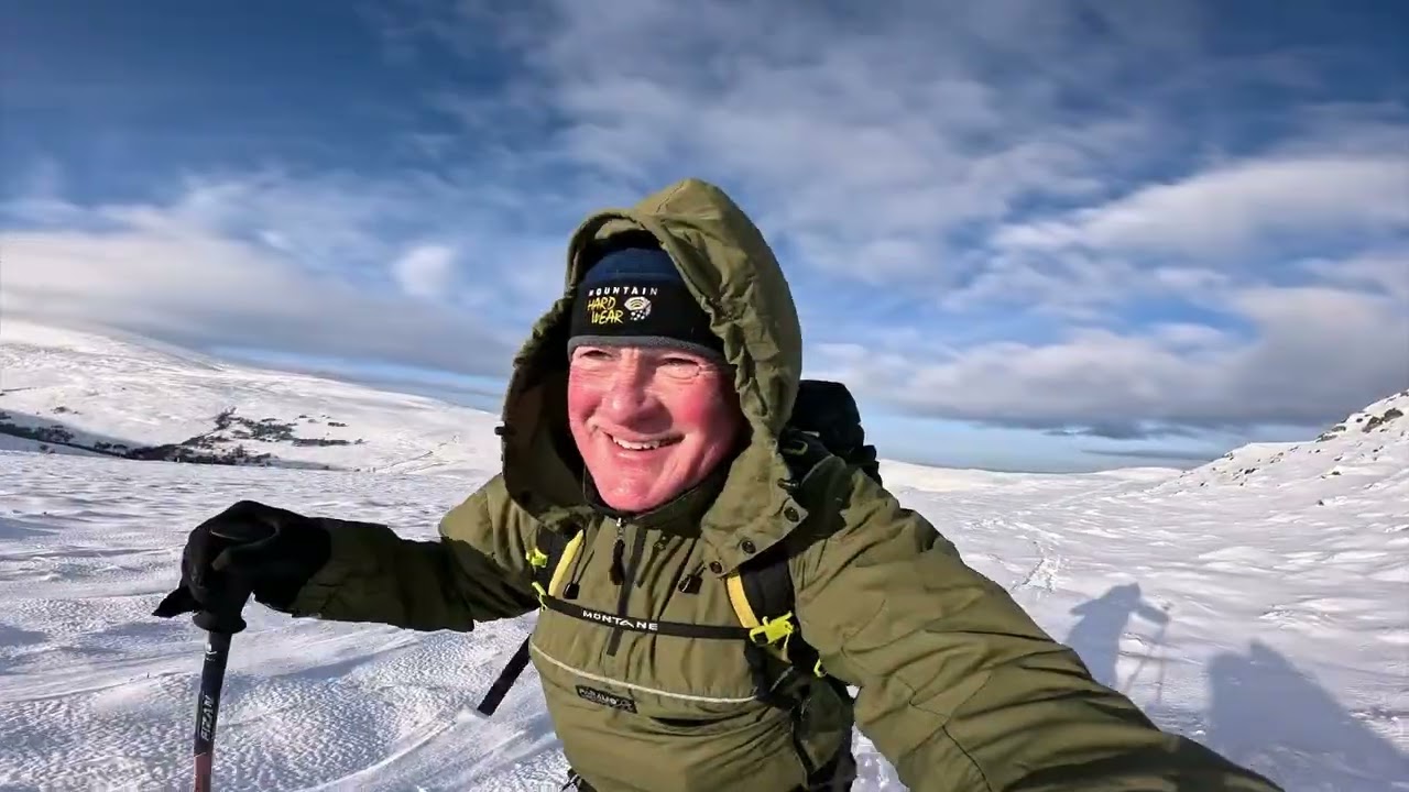 Cross-country ski to summit Hedgehope Hill in The Cheviot Hills