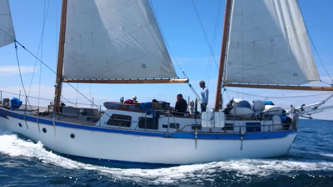 Sea Whisper sailing Guernsey to Jersey