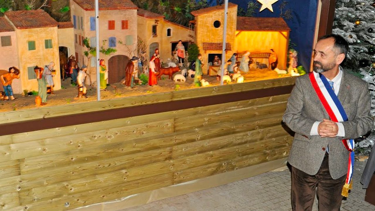 Cr&egrave;ches dans les mairies : Pourquoi une minorit&eacute; s'acharne-t-elle &agrave; vouloir les interdire ?