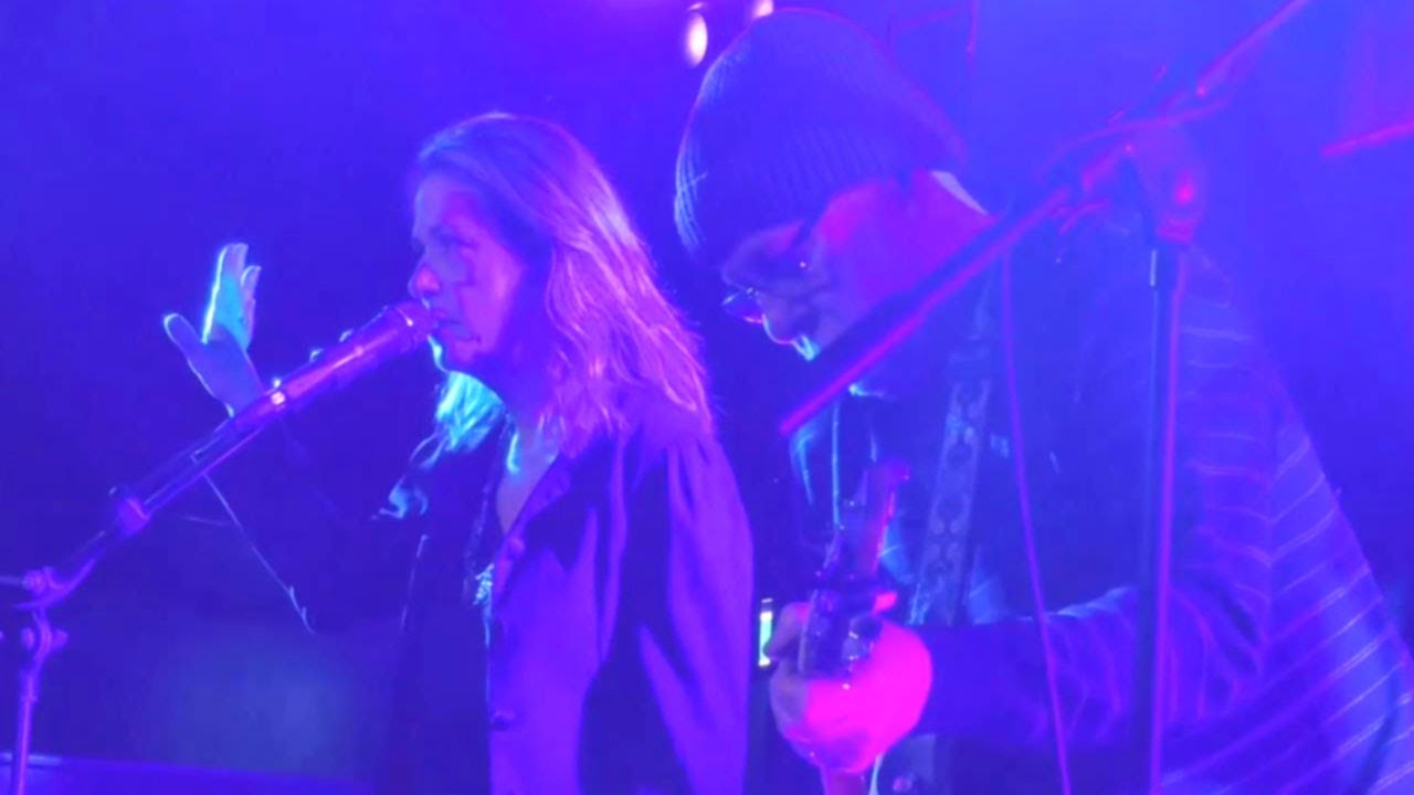 The Dream Syndicate Too Little Too Late (with Vicki Peterson & Matt Piucci) Liverpool 08 March 2023