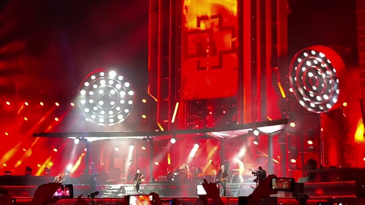 RAMMSTEIN - “Mein Herz Brennt” Live in Mexico City at Foro Sol 01/10/2022