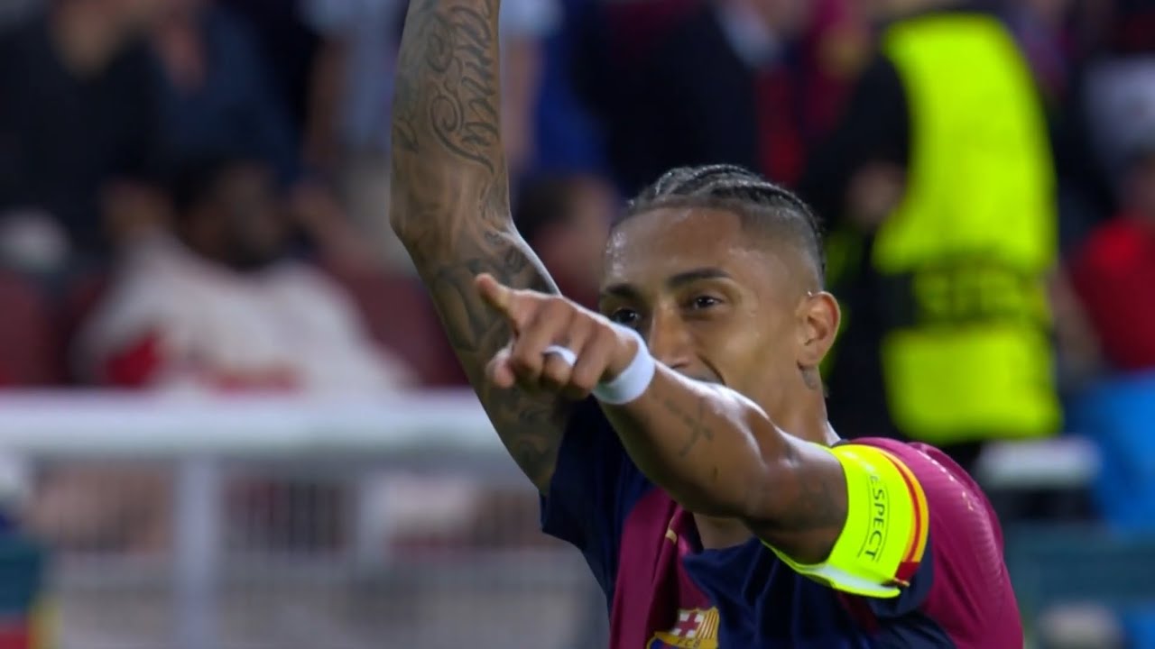 Raphinha’s Super Hat-Trick vs Bayern Munich!