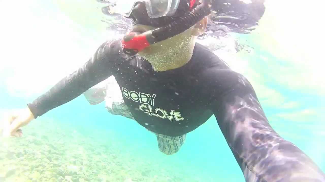 Snorkeling Okinawa (Maeda Point)